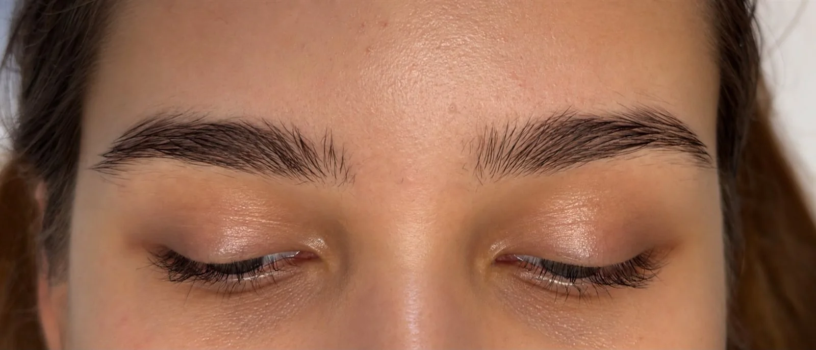 Hybrid Brows: voor de behandeling