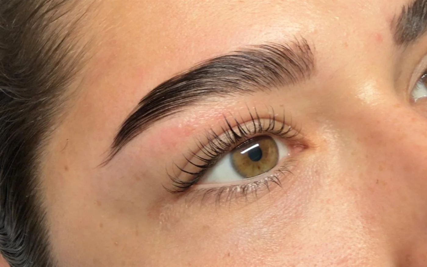 Hybrid Brows + Lash Lift: na de behandeling